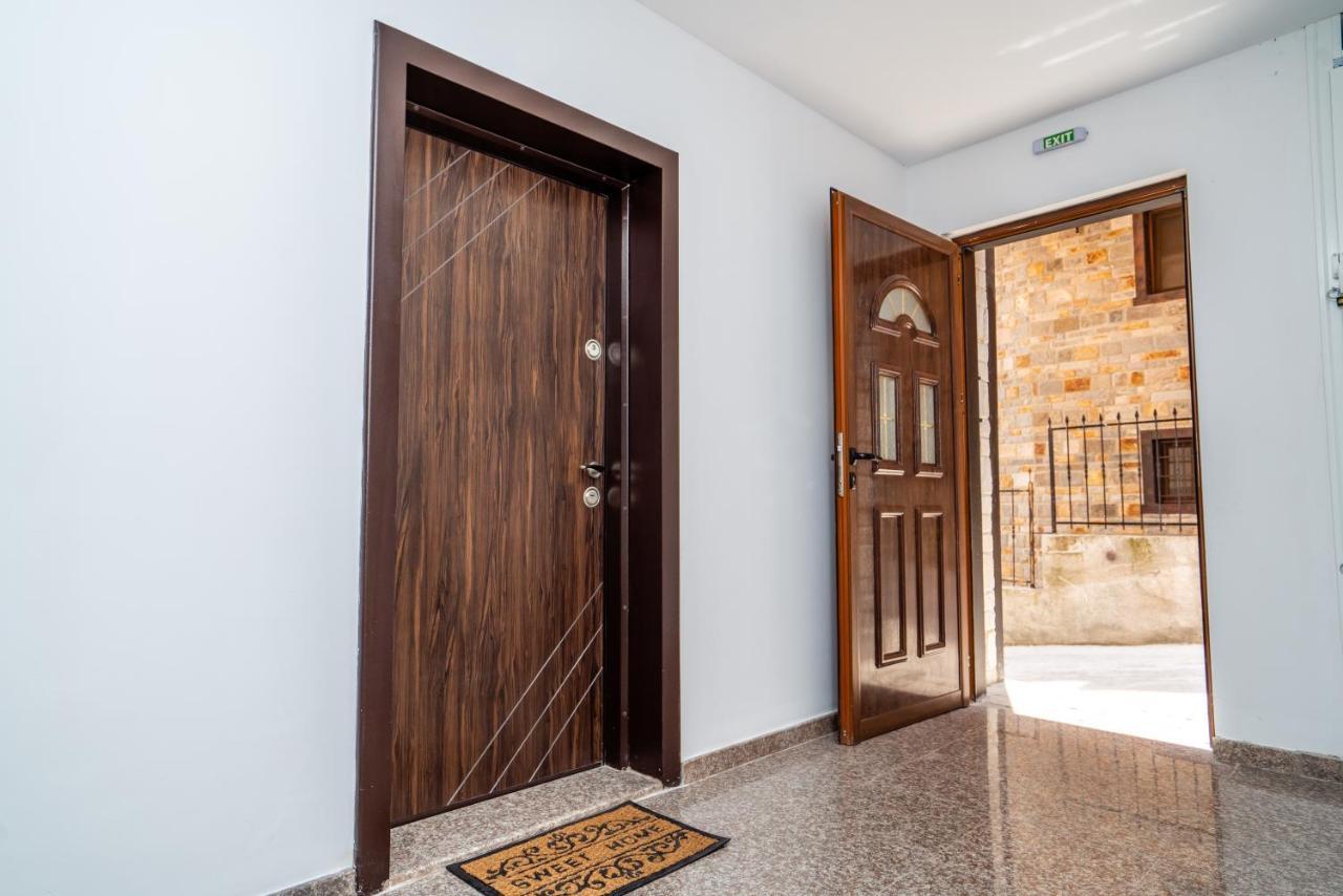 Park Apartment Emilin Sandanski Luaran gambar