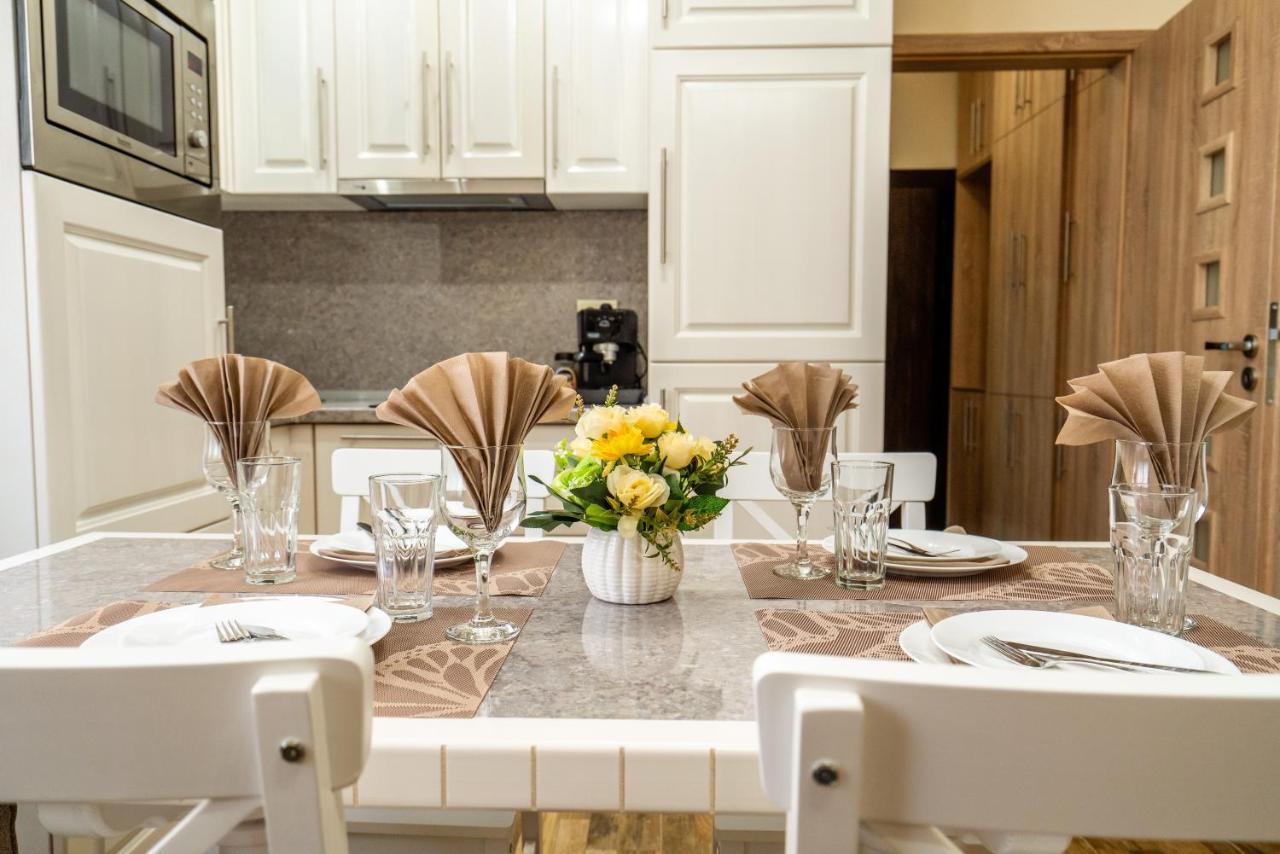 Park Apartment Emilin Sandanski Luaran gambar